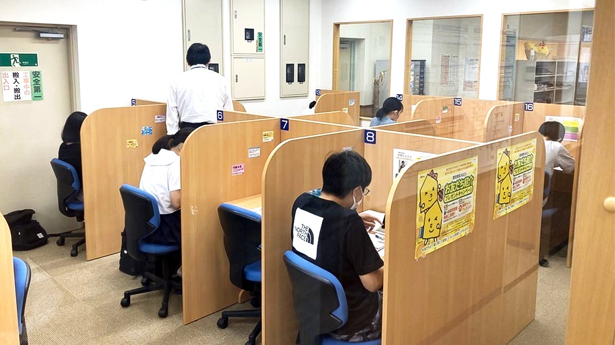 住吉校 自習ブース完備！いつでも自由に使えます！