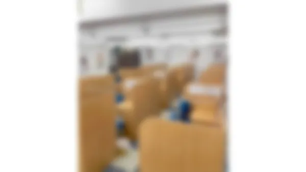 本諫早駅前校 広々とした24席ある授業ブース。
授業が始まると教室は活気に溢れます