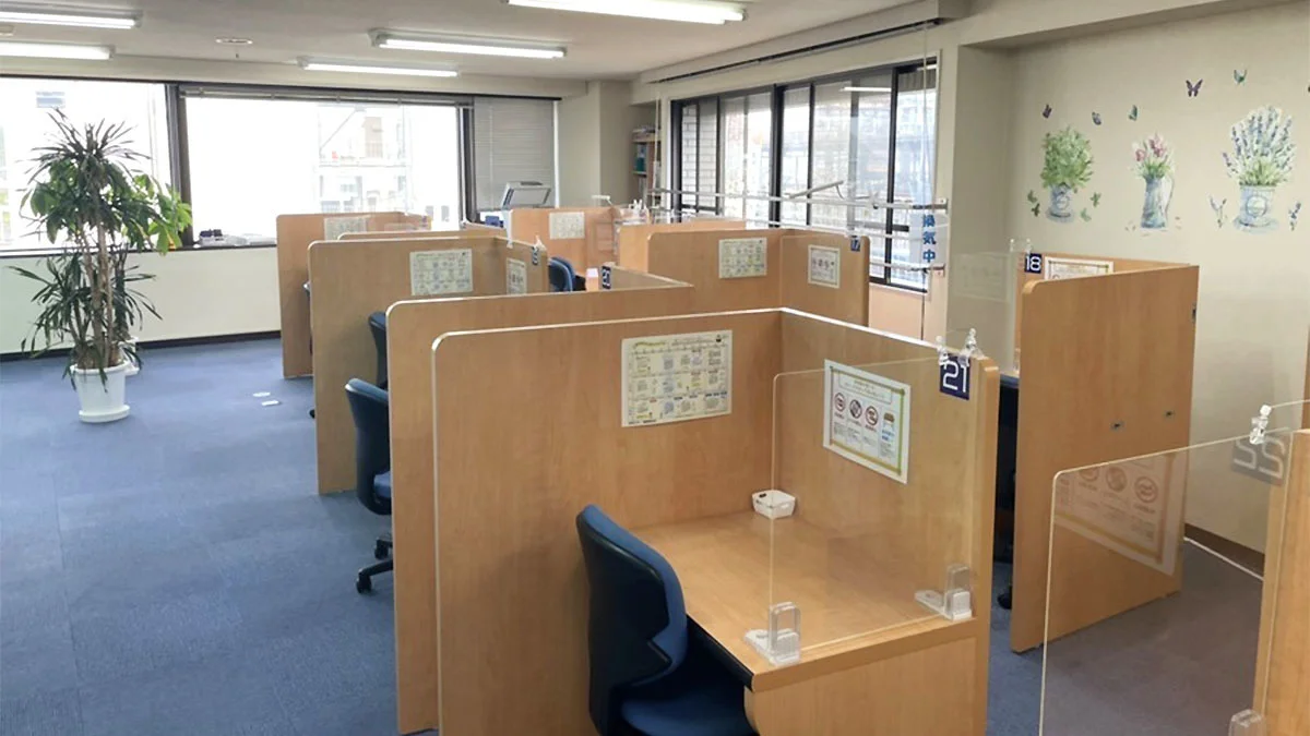 鳴門市役所前校 毎日通える自習室