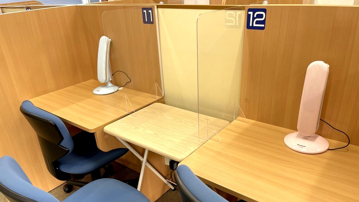 小松島校 一人ひとりに丁寧な「解説」⇔適切な「演習」でわかるだけでなく、成績アップを目指します。