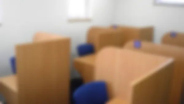 川内校 自習こそ受験勉強の王道!自習ブース完備!いつでも自由に使えます!