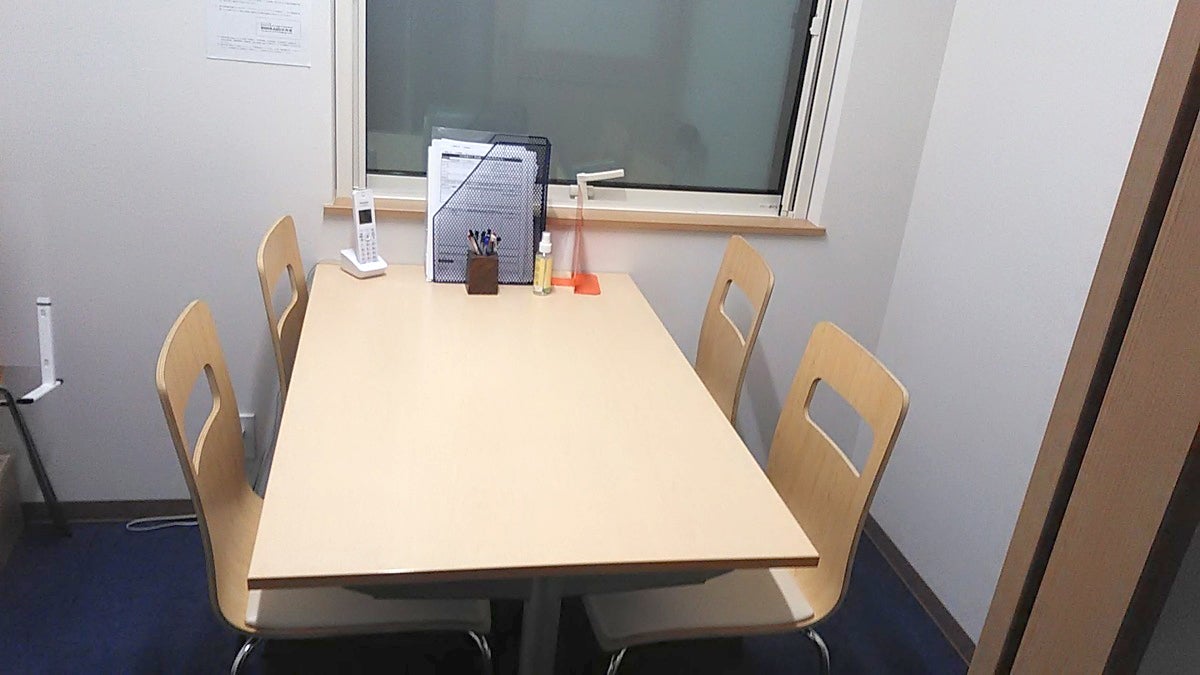 川内校 勉強の合い間に休憩できるフリースペースをご用意しました。