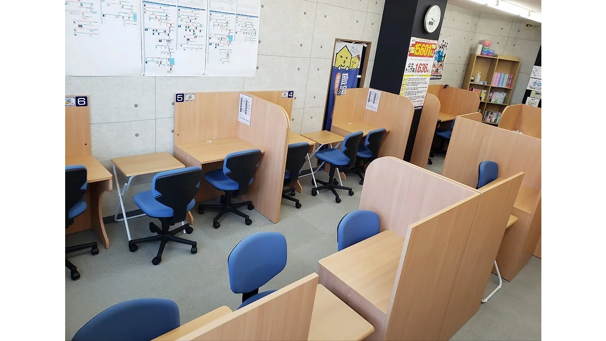 国府校 先生がいつも隣にいる安心の環境。