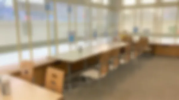 阿南校 勉強の合い間に休憩できるフリースペースをご用意しました。