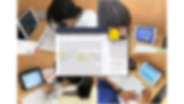 福島校 オンライン個別/家庭教師、オンラインゼミや映像講座などなど、学習形態を効率よく組合せながら学力アップを実現します。教室からでも自宅からでも、受講が可能です!