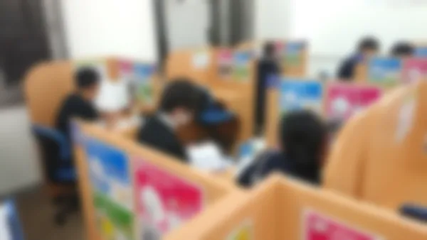 福井駅前校 「解説」⇔「演習」でわかるだけでなく、「自分で解く力」も身につけます。