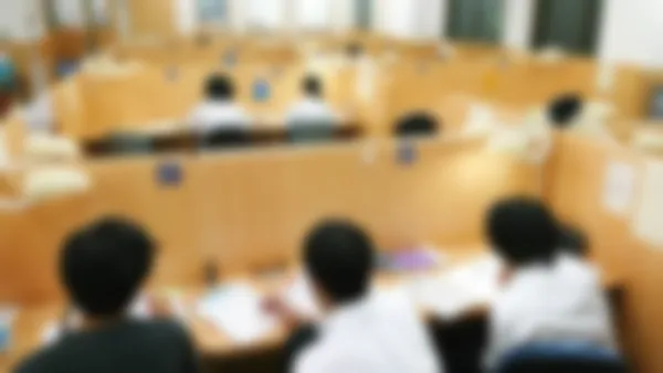 宇都宮校(小中学部) 「解説」⇔「演習」でわかるだけでなく、「自分で解く力」も身につけます。