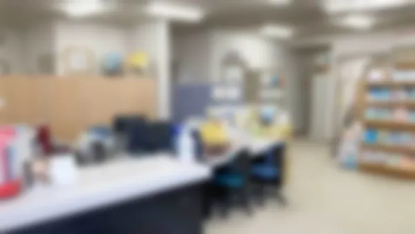 小山駅東校 お出迎え・お見送りを徹底し、お子さまの安全な通塾をサポートいたします。