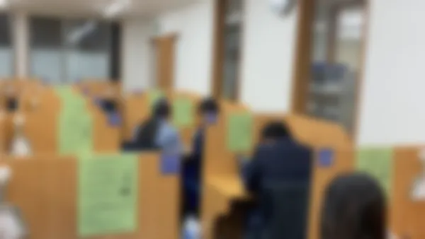 ゆいの杜校 「解説」⇔「演習」でわかるだけでなく、「自分で解く力」も身につけます。