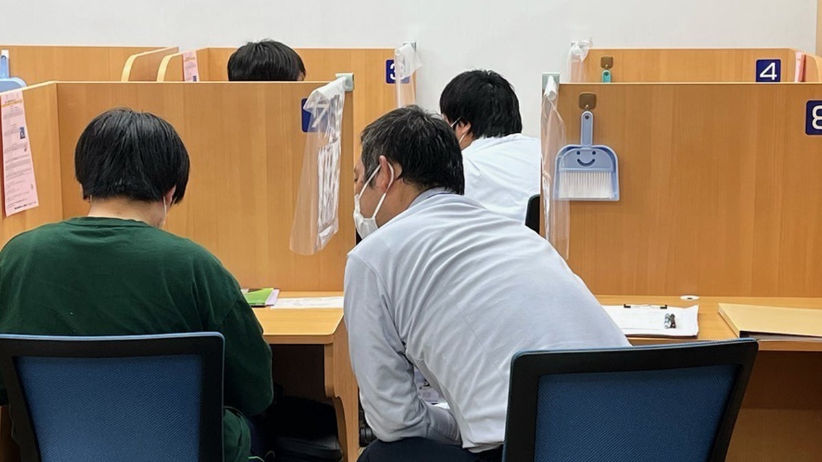 真岡校 いつも先生が隣にいる個別指導ブース