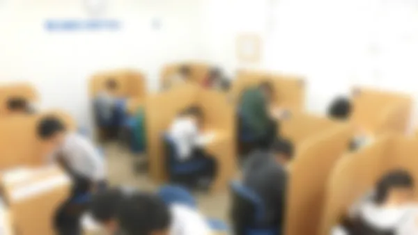 速星校 「解説」⇔「演習」でわかるだけでなく、「自分で解く力」も身につけます。