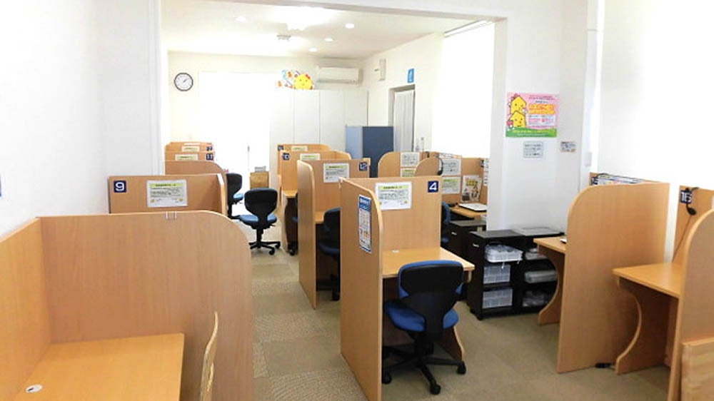 速星校 「アクシスで自習してから帰ろう！」
そんな習慣を身につけることができる自習室がここにあります！