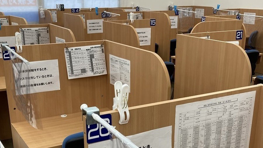 王寺校 王寺校では、快適に学習できる環境づくりを教室運営の基本にしています。