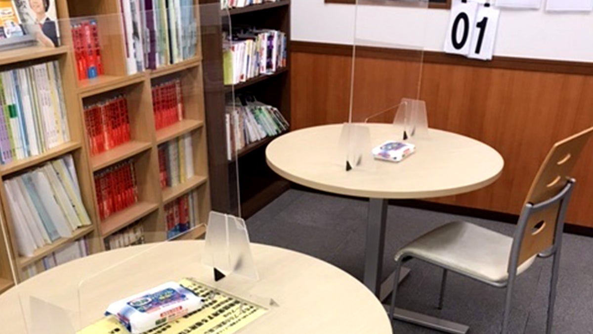 生駒校 共有スペースでは、除菌・消毒に気を遣っております。