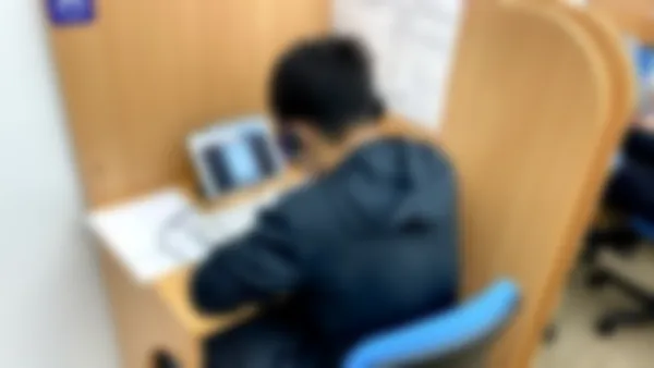 登美ヶ丘校 自分のペースで勉強できる「映像講座」、基礎から受験まで完全対応しています!