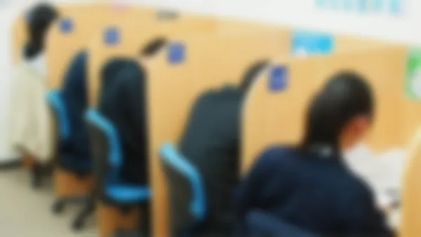 五位堂駅前校 時間を忘れて勉強してしまう「自習ブース」