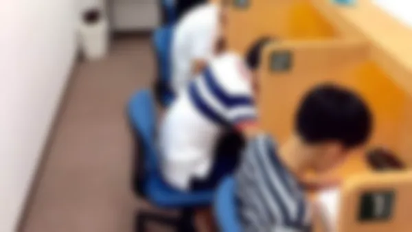 鳴尾校 第二の勉強部屋として、学校帰りにも毎日通える「自習専用」ブースを用意しています。