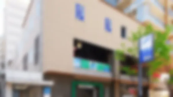 薬院大通校 薬院大通駅の3階です。