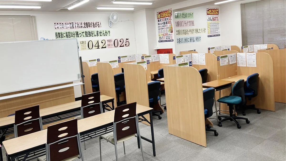 黒崎駅前校 拡大リニューアルしました！教室①