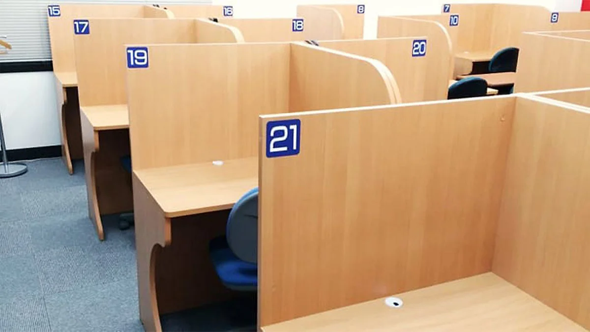 黒崎駅前校 22時まで自由に使えます。