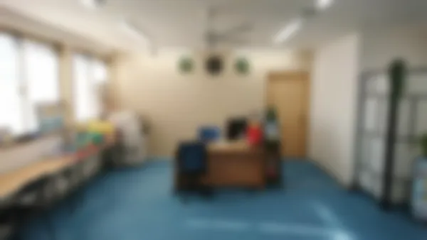 新門司校 「こんにちは」の挨拶が飛び交います