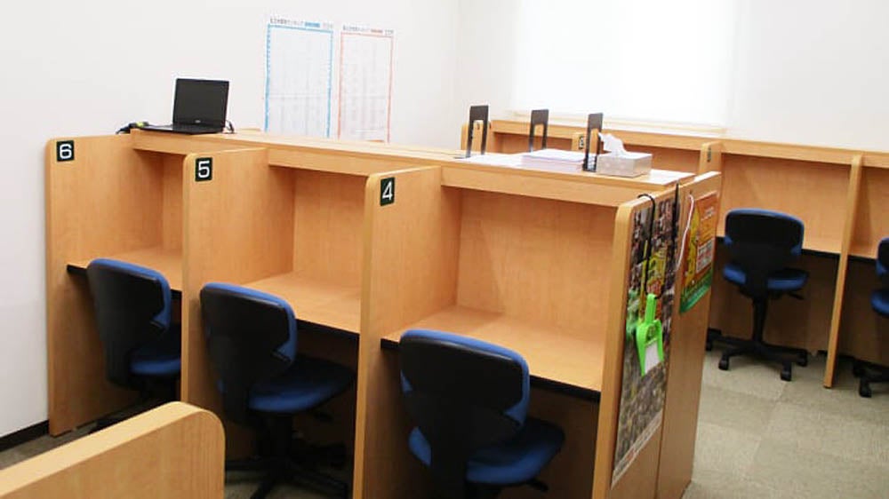 紀ノ川北校 自習ブース完備!いつでも自由に使えます!