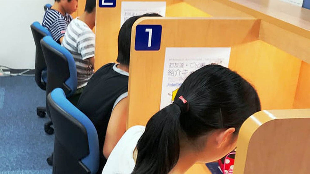 岩出西校 自習室完備、自由にご利用ください！