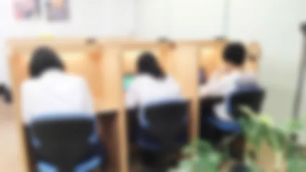 楠見校 大学受験映像講座は、基礎内容から難関大受験まで自分のペースで学習できます。