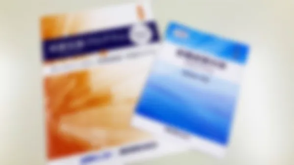 紀伊校 志望校合格・成績アップに向けて、計画的な自習の進め方も提案します。