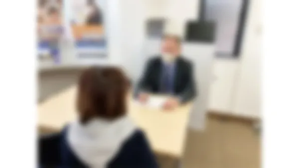 貴志川校 定期的に懇談や学習相談を行います。