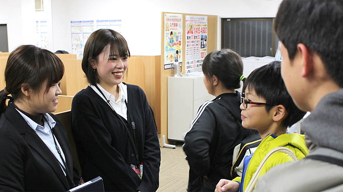 榎原校 お出迎え・お見送りを徹底し、お子さまの安全な通塾をサポートいたします。