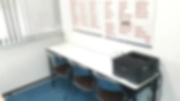 平岸校 飲食可能なフリースペースもご用意しています。