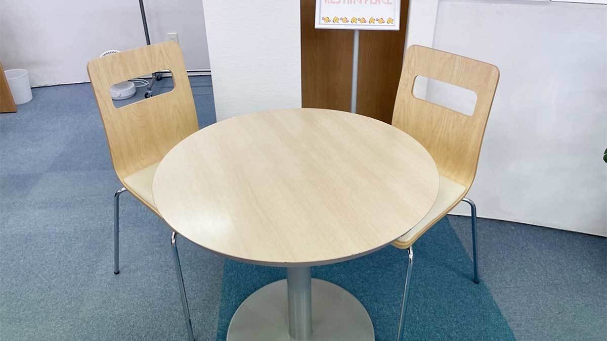 野並校 勉強の合い間に休憩できるフリースペースをご用意しました。