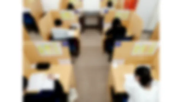 府中校 月1回の定着度測定テストに取り組んでいます。