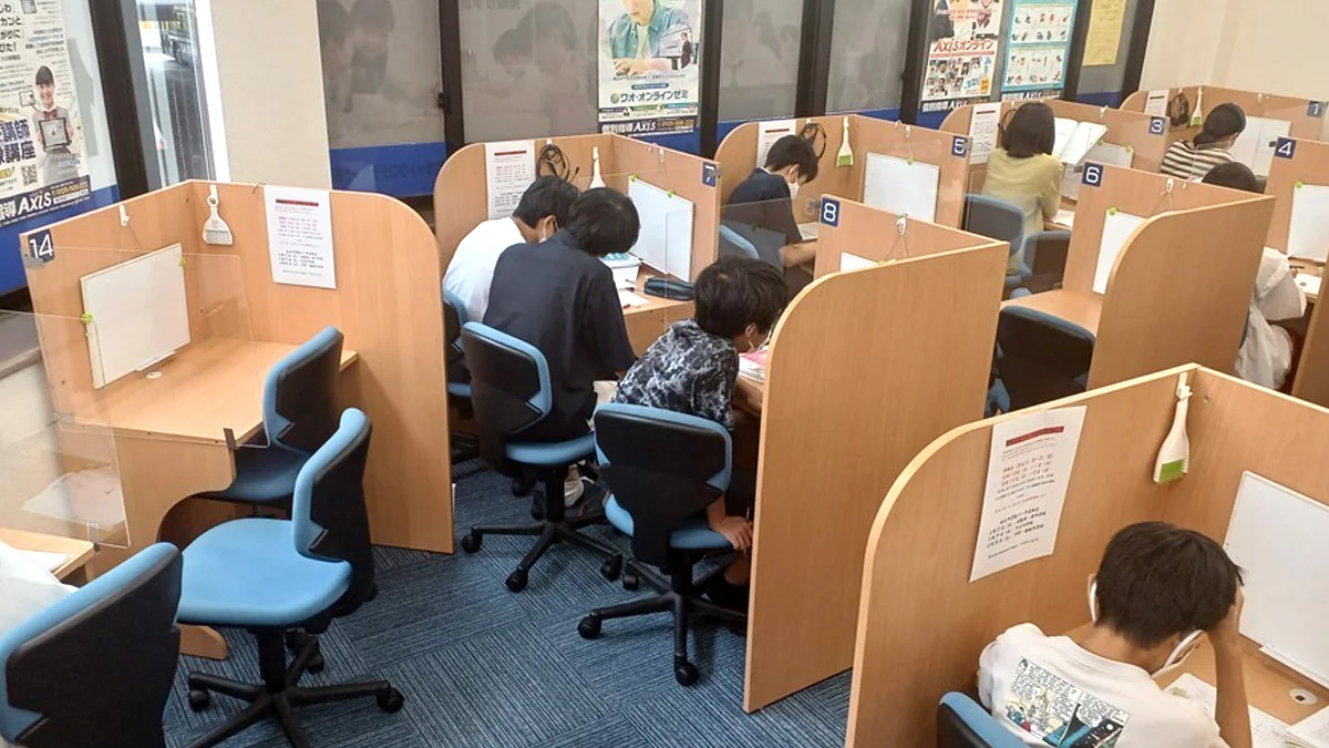 原校 定期テスト前勉強会を実施しています。