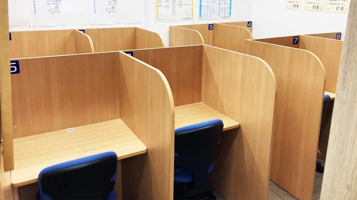 羽津校 自習ブース完備！