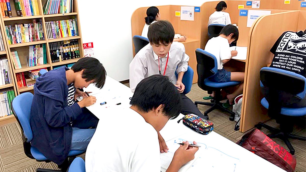 彩都校 分からなければ、分かるまで付き合います。一緒に補習しましょう。