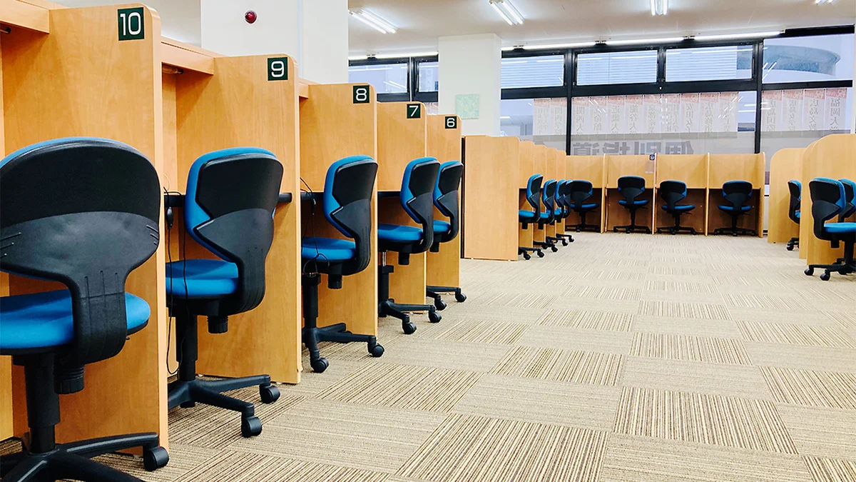 五日市校 自習ブースもさらに使いやすく！