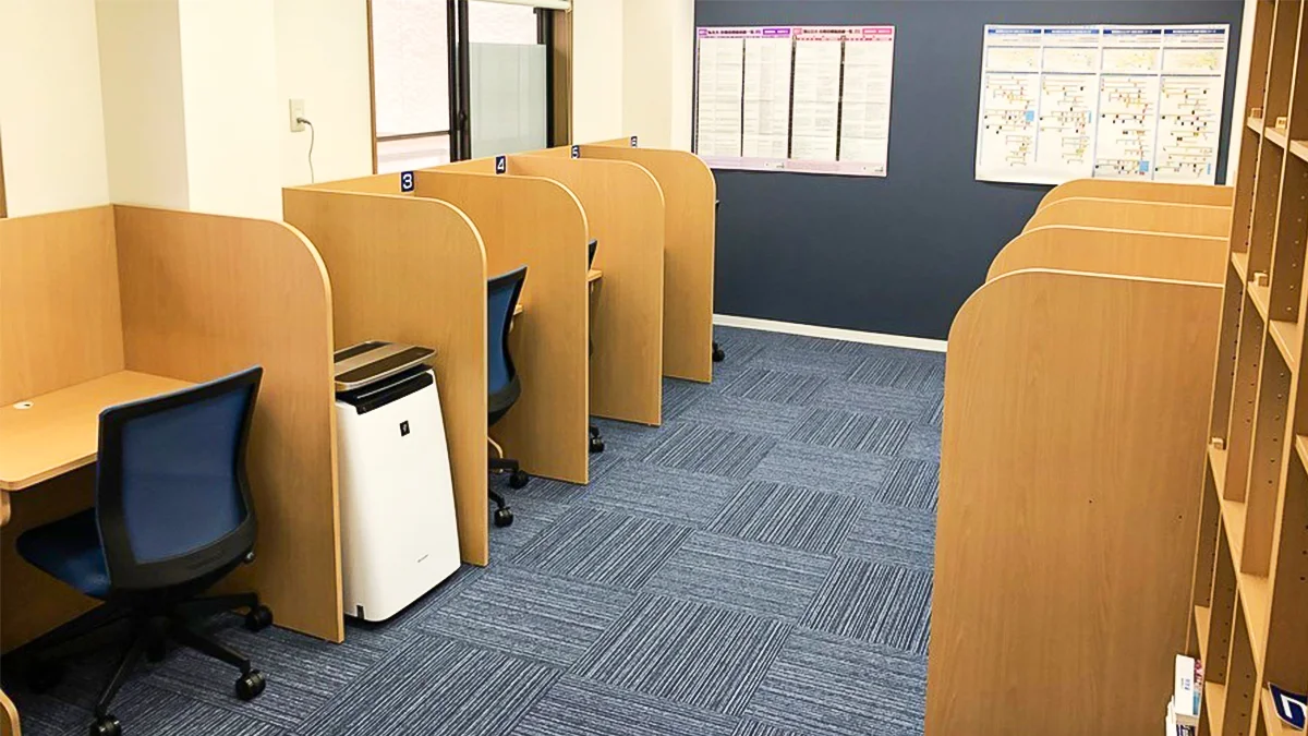 石井校 自習ブース完備！いつでも自由に使えます！