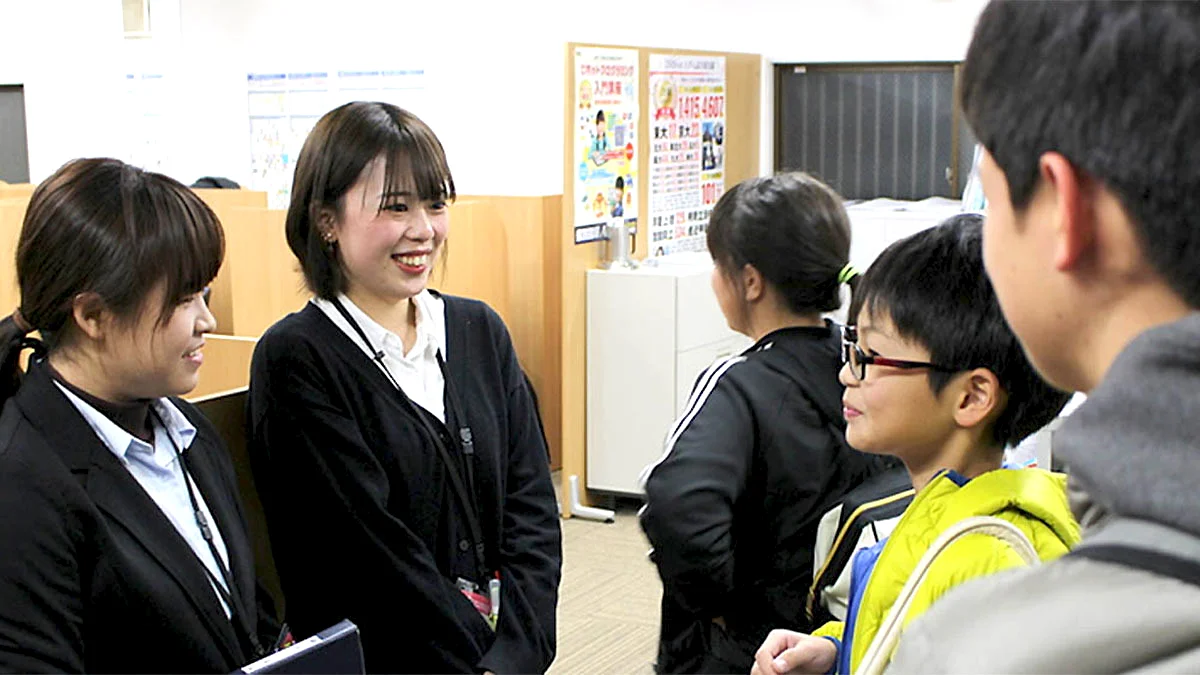 榎原校 お出迎え・お見送りを徹底し、お子さまの安全な通塾をサポートいたします。