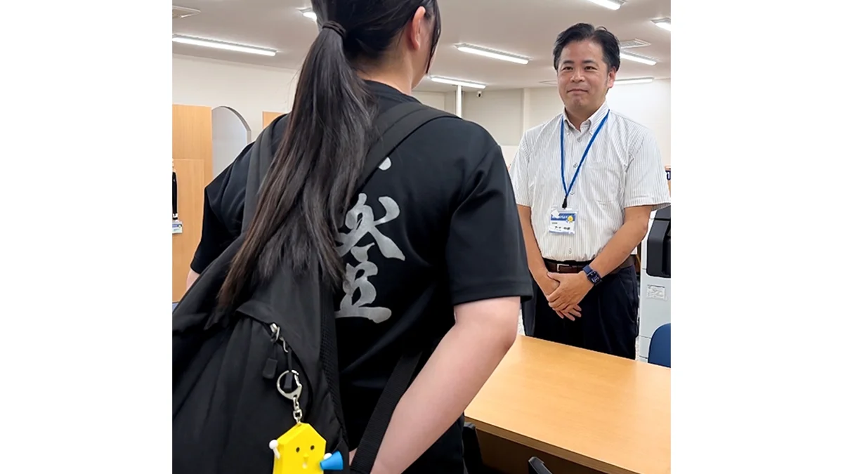 神埼校 「こんにちは」の挨拶が飛び交います