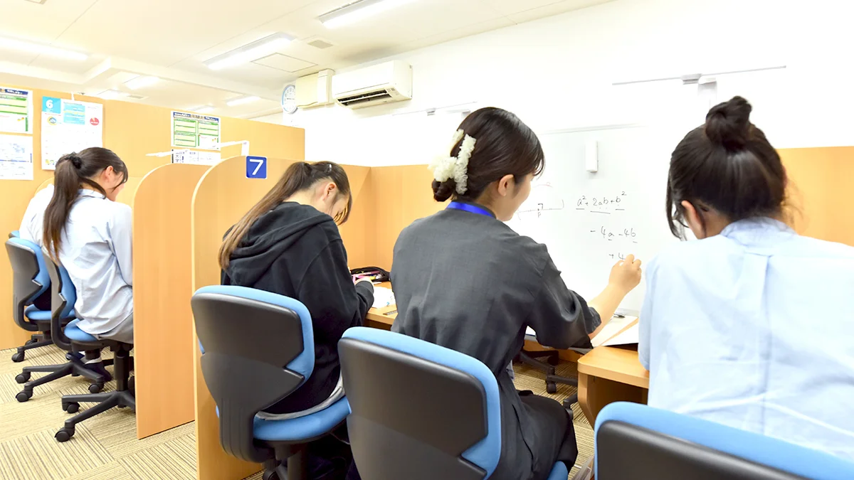 一乗寺校 「勉強しなさい」と言わなくても、勉強したくなる環境を。