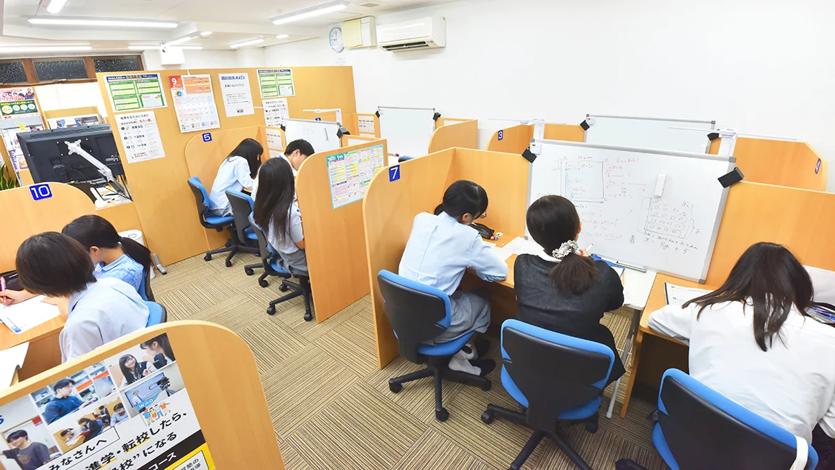 一乗寺校 なぜ、並んで勉強することに意味があるのか
