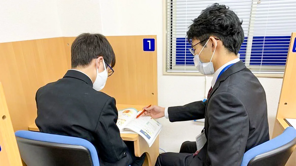 石引校 生徒と向き合い、会話を大切にする個別指導